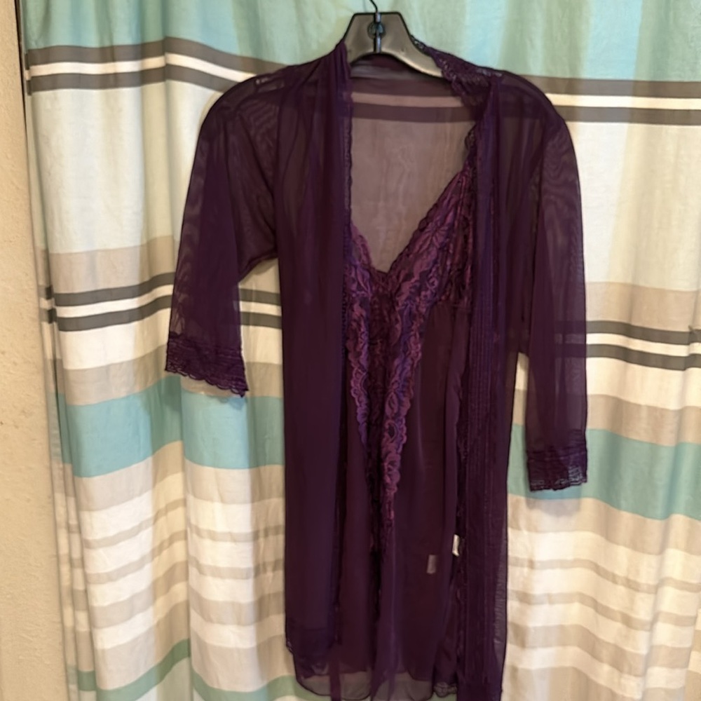 Lingerie sheer two pieces - Picture 4 of 7